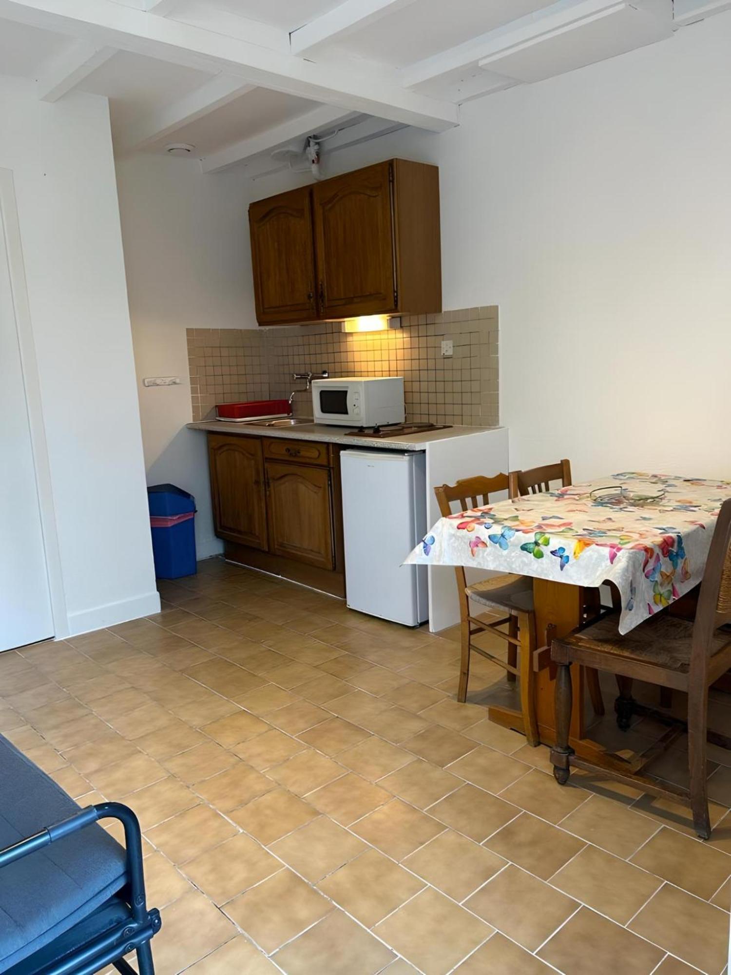 Camping Des Bains Saint-Honore-les-Bains Exterior foto